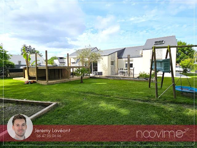 Vente Maison 7 pièces 140 m2 Grandchamps des Fontaines