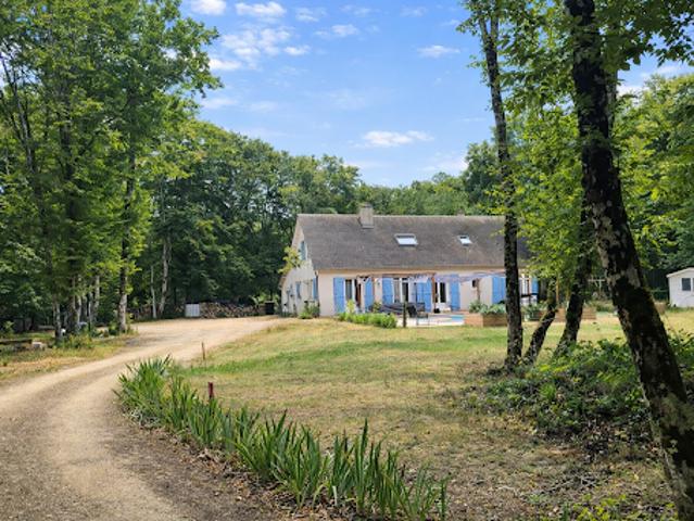 Vente Maison 7 pièces 160 m2 Plaimpied Givaudins
