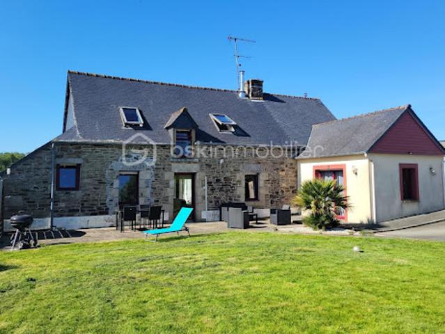 Vente Maison 7 pièces 140 m2 Plouguenast Langast