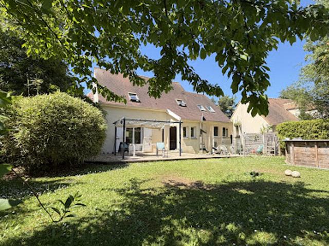 Vente Maison 7 pièces 140 m2 Thoiry