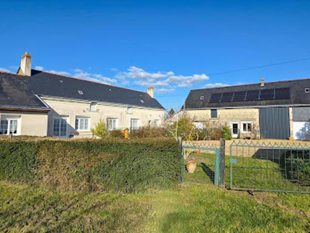 Vente Maison 7 pièces 140 m2 Vernoil le Fourrier