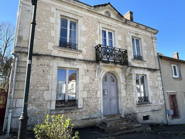 Vente Maison 7 pièces 143.5 m2 Beaumont les Autels