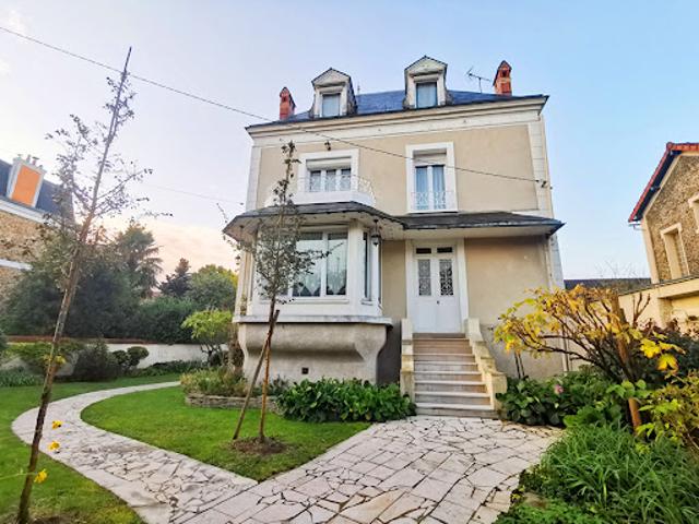 Vente Maison 7 pièces 141 m2 Chelles