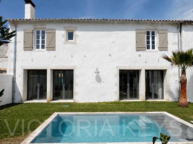 Vente Maison 7 pièces 141 m2 Sainte Marie de Ré