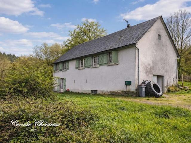 Vente Maison 7 pièces 141 m2 Ydes
