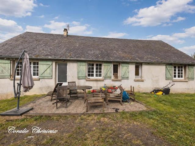 Vente Maison 7 pièces 141 m2 Ydes