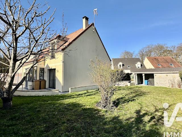 Vente Maison 7 pièces 142 m2 Sainte genevieve des bois