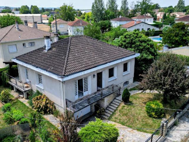 Vente Maison 7 pièces 142 m2 Villeneuve sur Lot