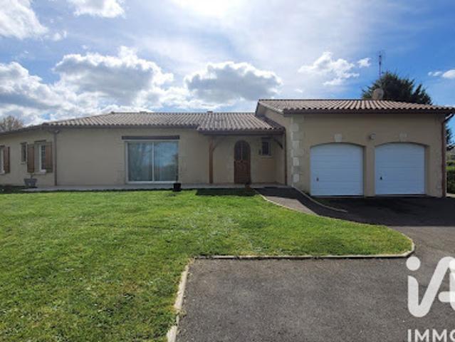 Vente Maison 7 pièces 143 m2 Coutras