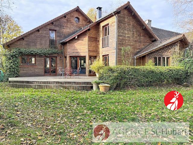 Vente Maison 7 pièces 143 m2 Fontainebleau