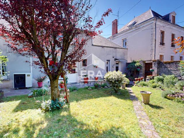 Vente Maison 7 pièces 143 m2 Vierzon