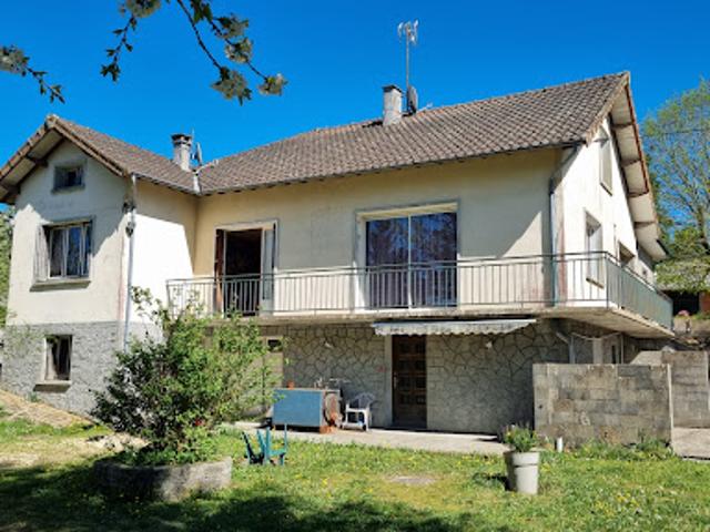 Vente Maison 7 pièces 154 m2 Nontron
