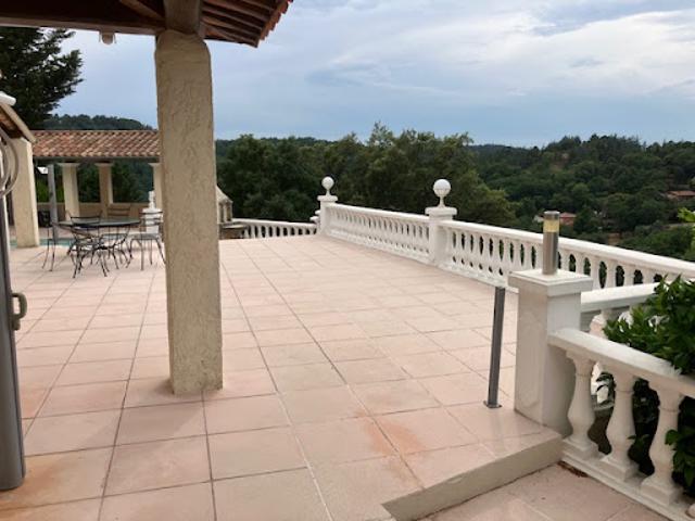 Vente Maison 7 pièces 154 m2 Les adrets de l'esterel
