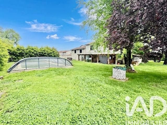 Vente Maison 7 pièces 154 m2 Saint Romain le Puy