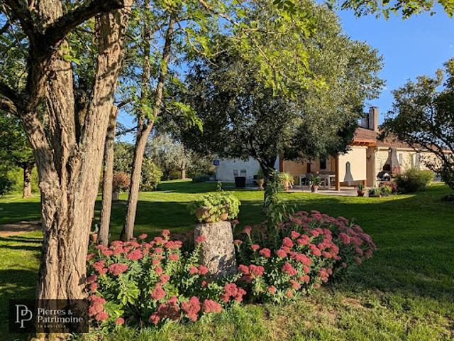 Vente Maison 7 pièces 155 m2 Moncrabeau
