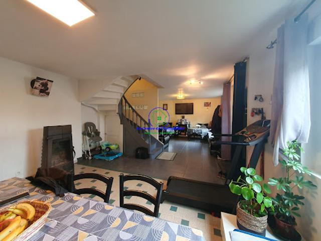 Vente Maison 7 pièces 155 m2 Feugarolles