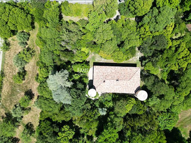 Vente Maison 7 pièces 155 m2 Uzès