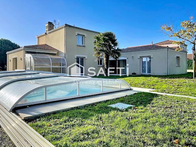 Vente Maison 7 pièces 155 m2 Villeneuve en Retz