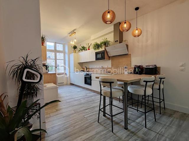 Vente Maison 7 pièces 155.66 m2 Artenay