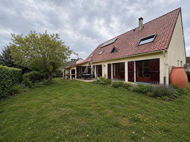 Vente Maison 7 pièces 155.87 m2 Le Châtelet en Brie