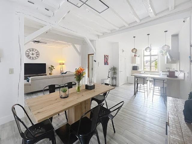 Vente Maison 7 pièces 156 m2 Artenay