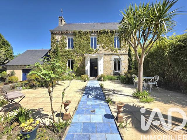 Vente Maison 7 pièces 156 m2 Bégard