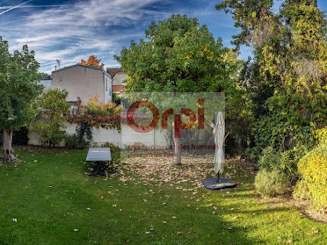 Vente Maison 7 pièces 156 m2 Clamart