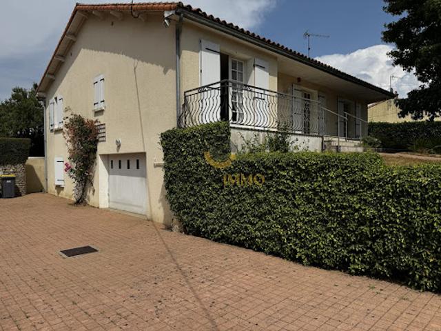 Vente Maison 7 pièces 156 m2 Secondigny