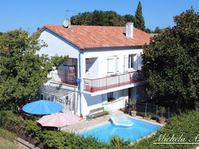 Vente Maison 7 pièces 156 m2 Villeneuve sur Lot