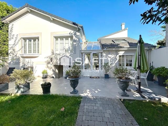 Vente Maison 7 pièces 157 m2 Champs sur Marne
