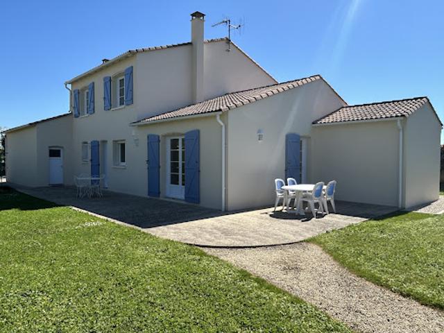 Vente Maison 7 pièces 158.62 m2 Aiffres