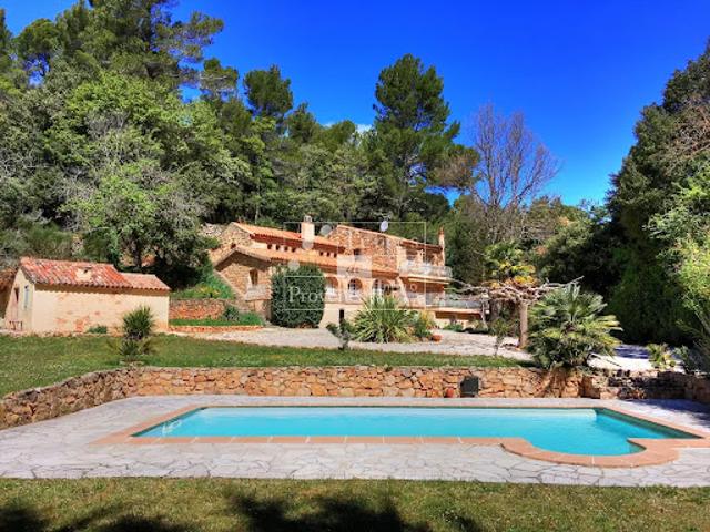 Vente Maison 7 pièces 158.7 m2 Aups