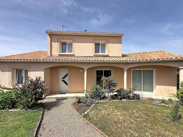 Vente Maison 7 pièces 159 m2 Saint Michel Chef Chef
