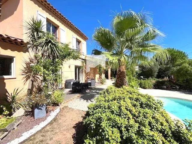 Vente Maison 7 pièces 159.14 m2 La Crau