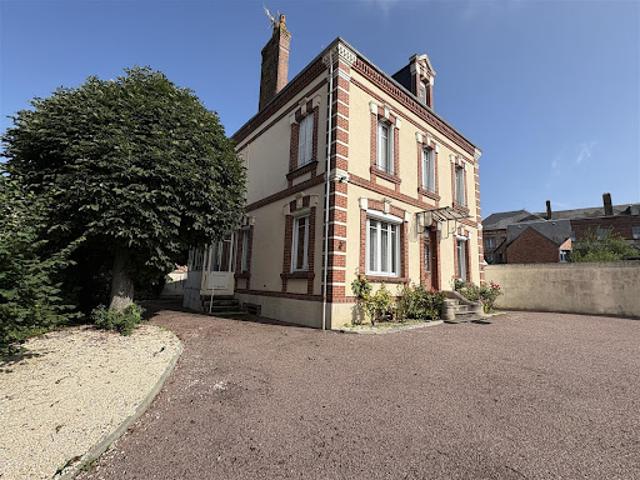 Vente Maison 7 pièces 159.8 m2 Gacé