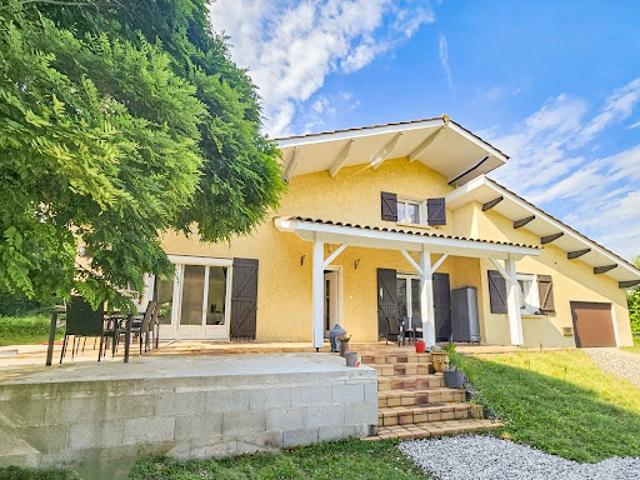 Vente Maison 7 pièces 150 m2 Auberives sur Varèze