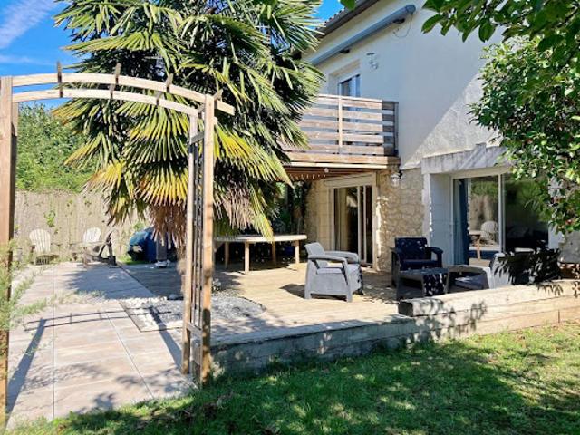 Vente Maison 7 pièces 150 m2 Angouleme