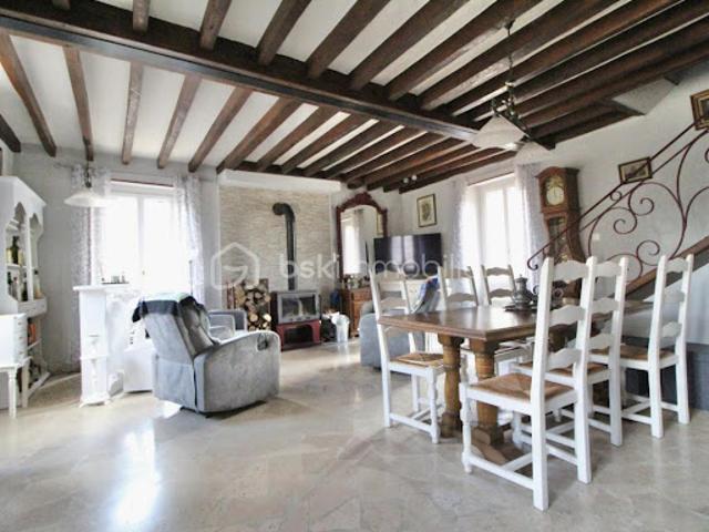 Vente Maison 7 pièces 150 m2 Bussy le Repos