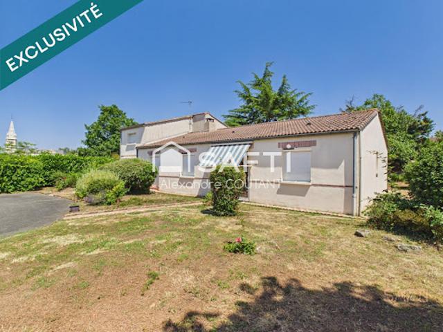 Vente Maison 7 pièces 150 m2 Essarts en Bocage