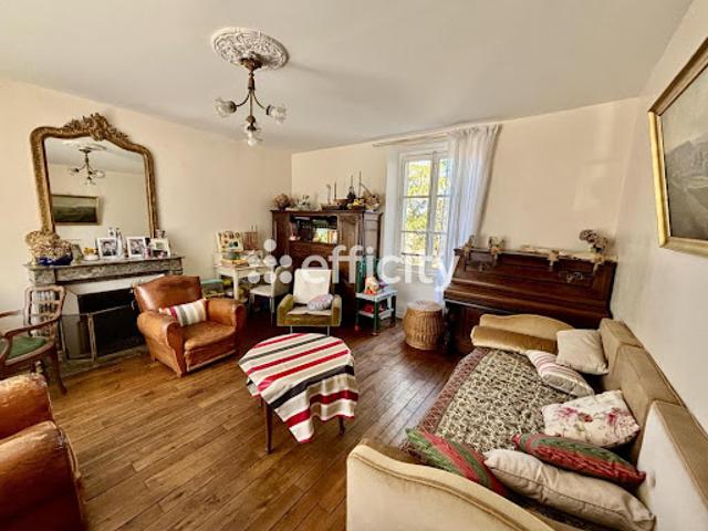 Vente Maison 7 pièces 150 m2 Bourges