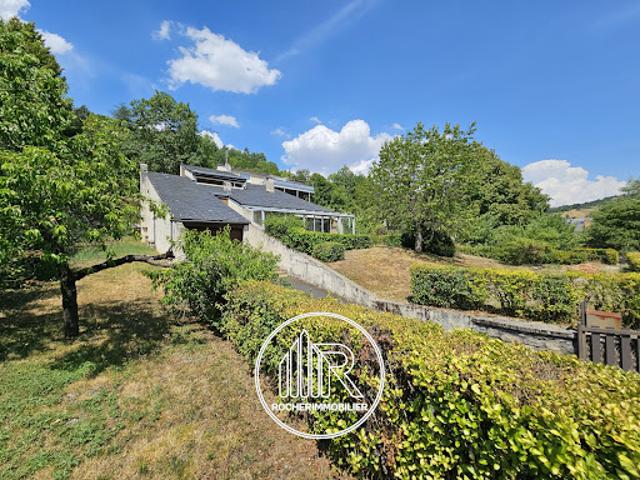 Vente Maison 7 pièces 150 m2 Bourgs sur Colagne