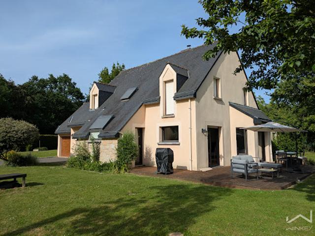 Vente Maison 7 pièces 150 m2 Chanteloup