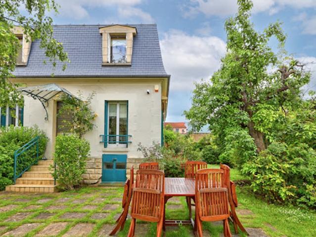 Vente Maison 7 pièces 150 m2 Courbevoie