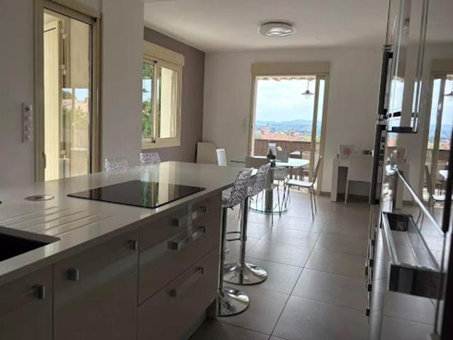 Vente Maison 7 pièces 150 m2 Draguignan