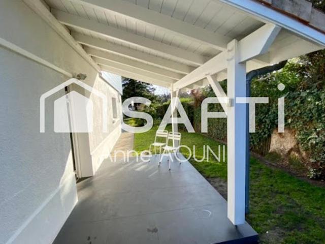 Vente Maison 7 pièces 150 m2 Eysines