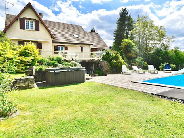 Vente Maison 7 pièces 150 m2 Houdan