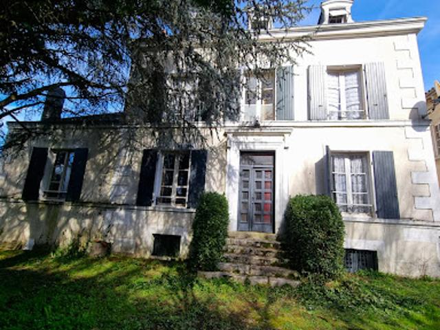 Vente Maison 7 pièces 150 m2 Javerlhac et la Chapelle Saint Robert