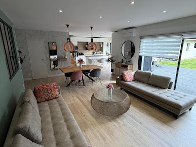 Vente Maison 7 pièces 150 m2 Paray Vieille Poste