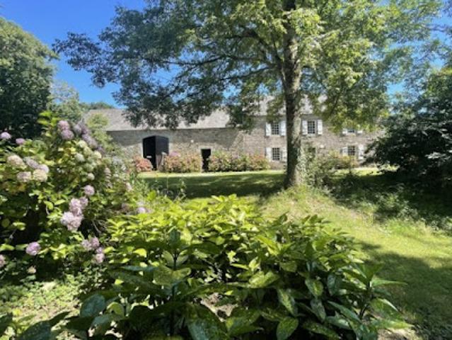 Vente Maison 7 pièces 150 m2 Ploéven