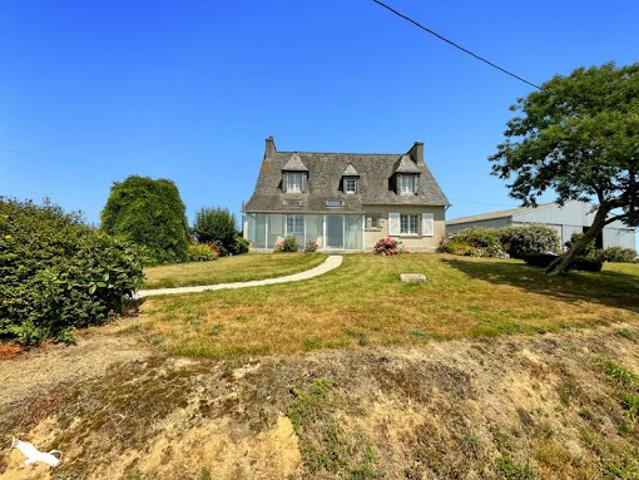 Vente Maison 7 pièces 150 m2 Plougar